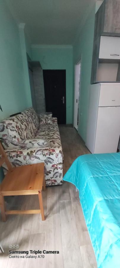 Студия Радуга у моря Батумі Екстер'єр фото